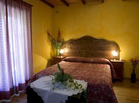 Hotel Charmant Petit 3*